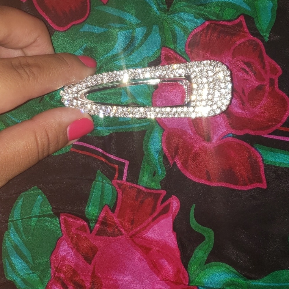 SALE ❗❗"Okurrr" Hair PIN BUNDLE - Picture 2 of 4